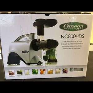 Omega NC800hds juicer